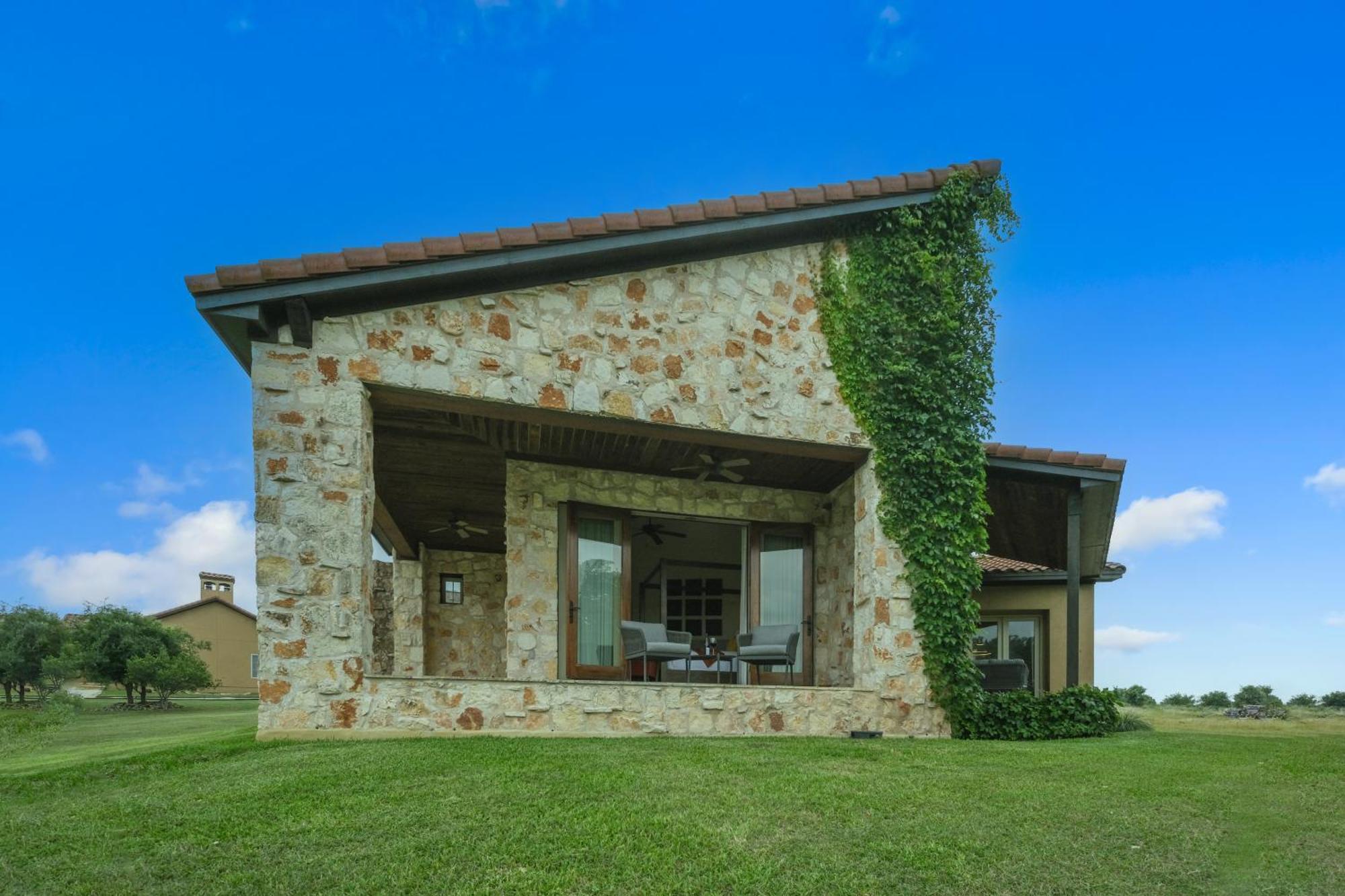 The Vineyard At Florence Buitenkant foto
